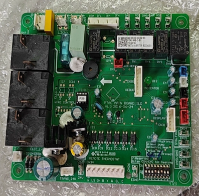 TRANE  803300300953 Main Control Board